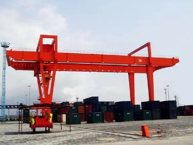 通用門式起重機